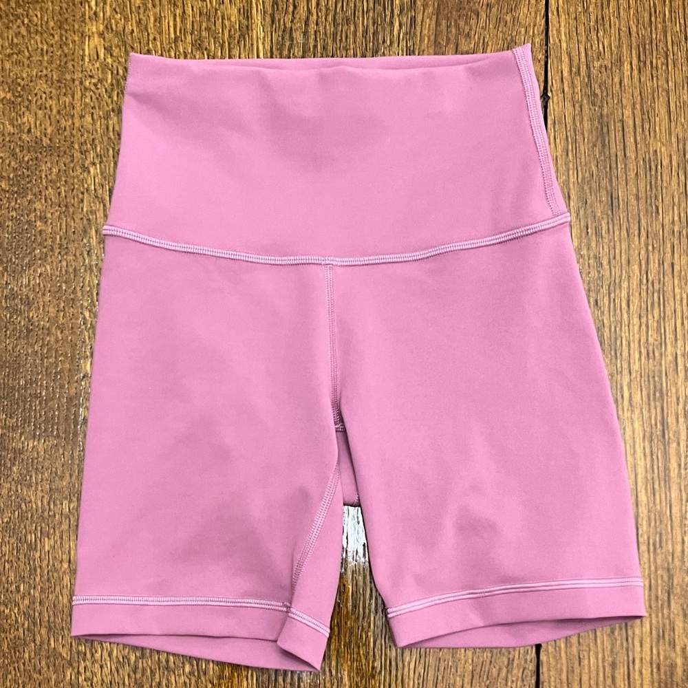 🍋Lululemon Wunder Under Biker Shorts - Picture 3 of 9